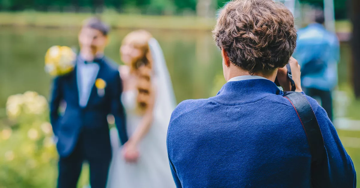 Esküvői fotósok szerint: ha ezt a 6 dolgot látják egy lagzin, tuti el fog válni a pár