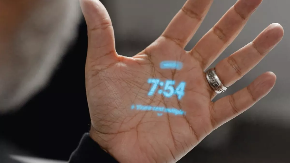 Már kapható: a jövő mobiljának már nincs kijelzője - Fotók