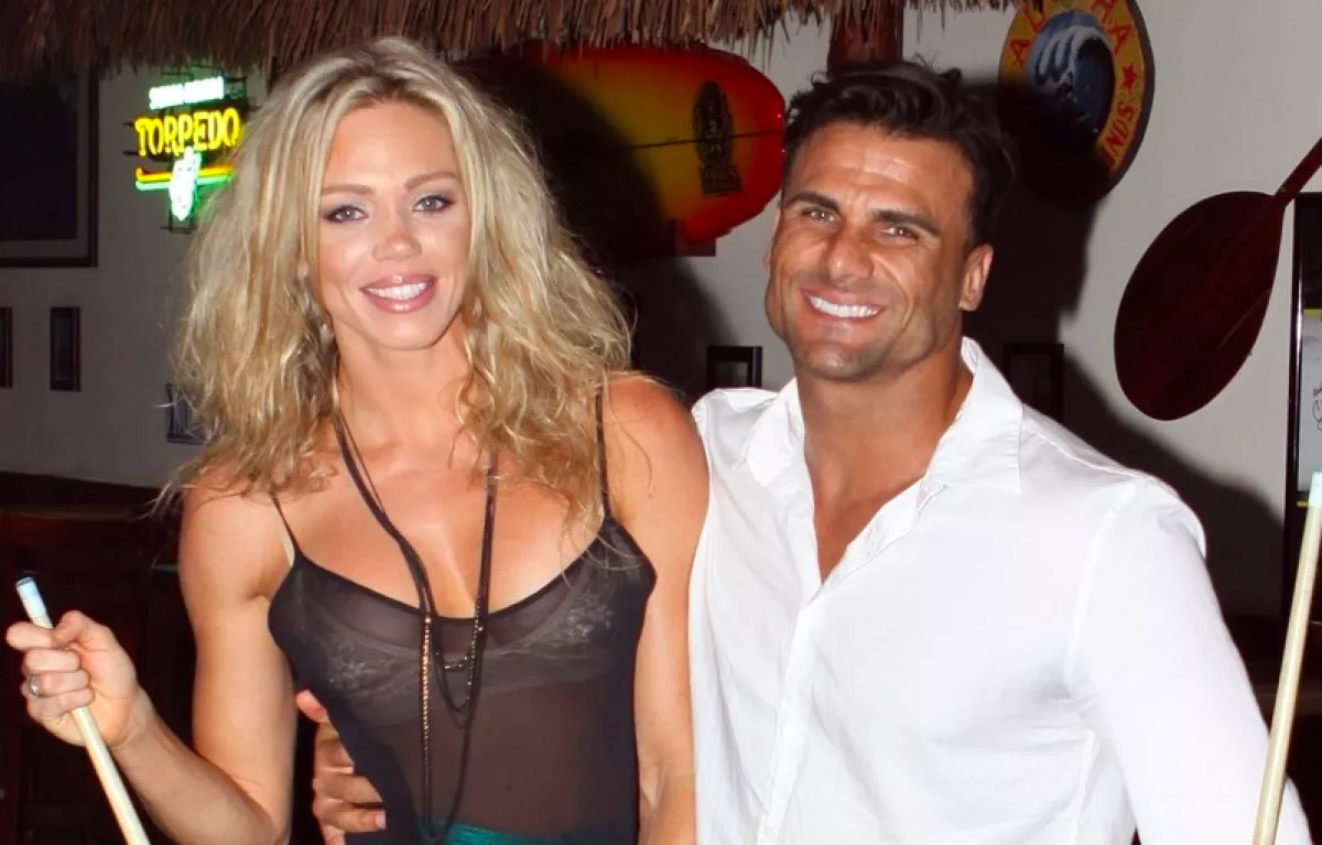 Haja, foga sincs, a keze meg üszkösödik? - Hajléktalan a 40 éves volt szupermodell - Fotók