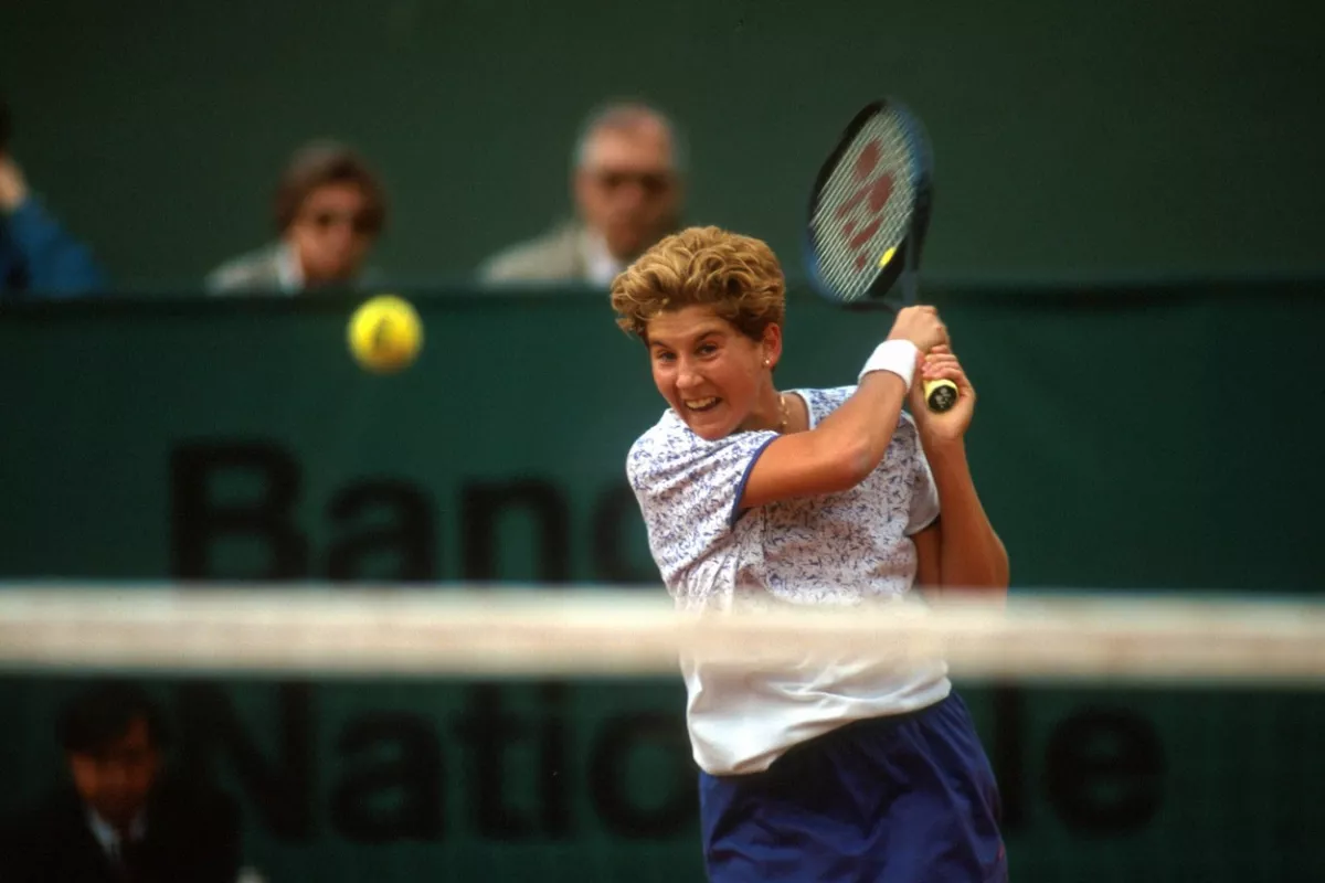 30 éve egy késsel szúrták hátba a meccsén: így néz ki az 50 éves Szeles Mónika - Fotók