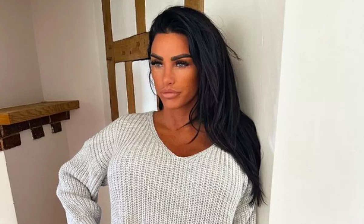 "Anya, vérzik a szemed!" - Kórházba vitték a sztáranyukát - Fotó