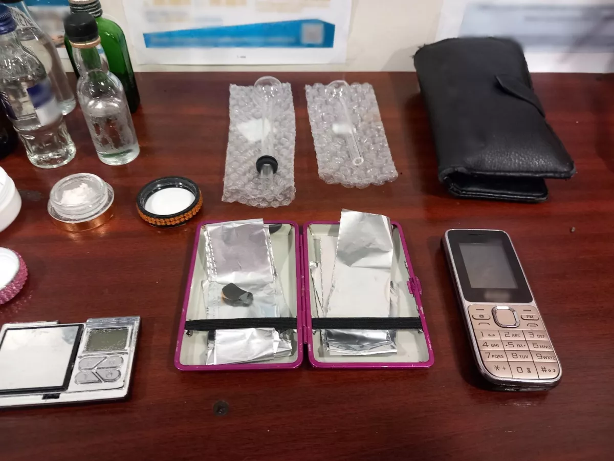 4 milliós értékben volt Gina Reginánál: őrizetbe vették a bódult lányt Újpalotán - Fotók