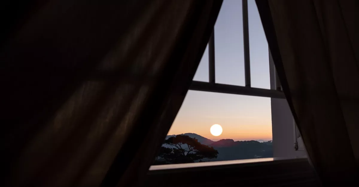 A kardiológus figyelmeztet: ezért kell mindig csukott ablaknál aludni