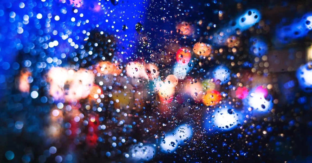 Narancssárga riasztás: özönvíz mossa el a fél országot