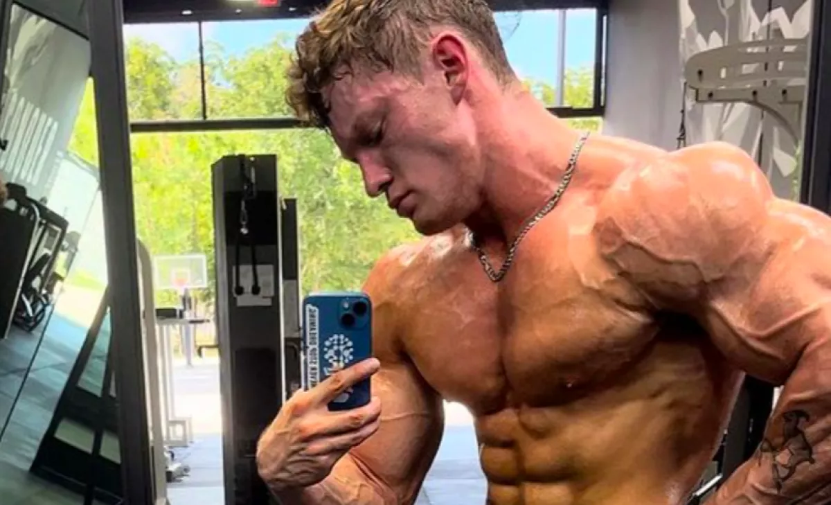 56 év után: Arnold Schwarzeneggert ez a tini taszította le a trónról - Fotó