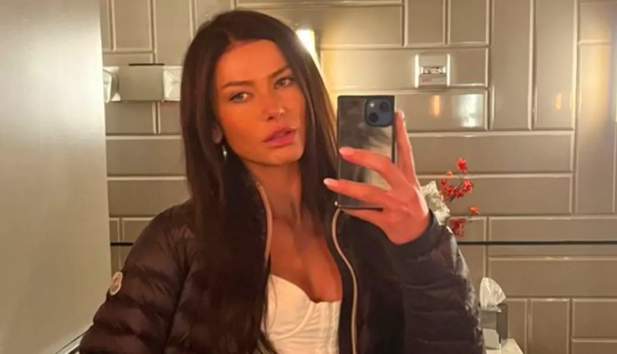 Vakrandira ment a nő, de fogalma sem volt, hogy egy milliárdos ül vele szemben - Videó