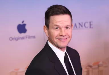 Futótűzként terjednek az 52 éves Mark Wahlberg félmeztelen képei - Fotók