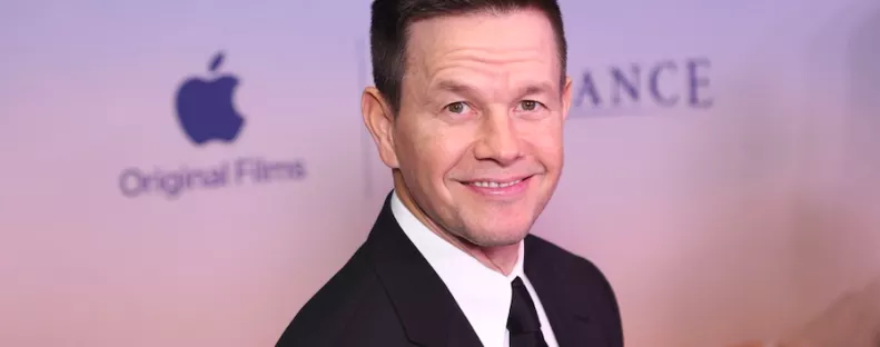 Futótűzként terjednek az 52 éves Mark Wahlberg félmeztelen képei - Fotók