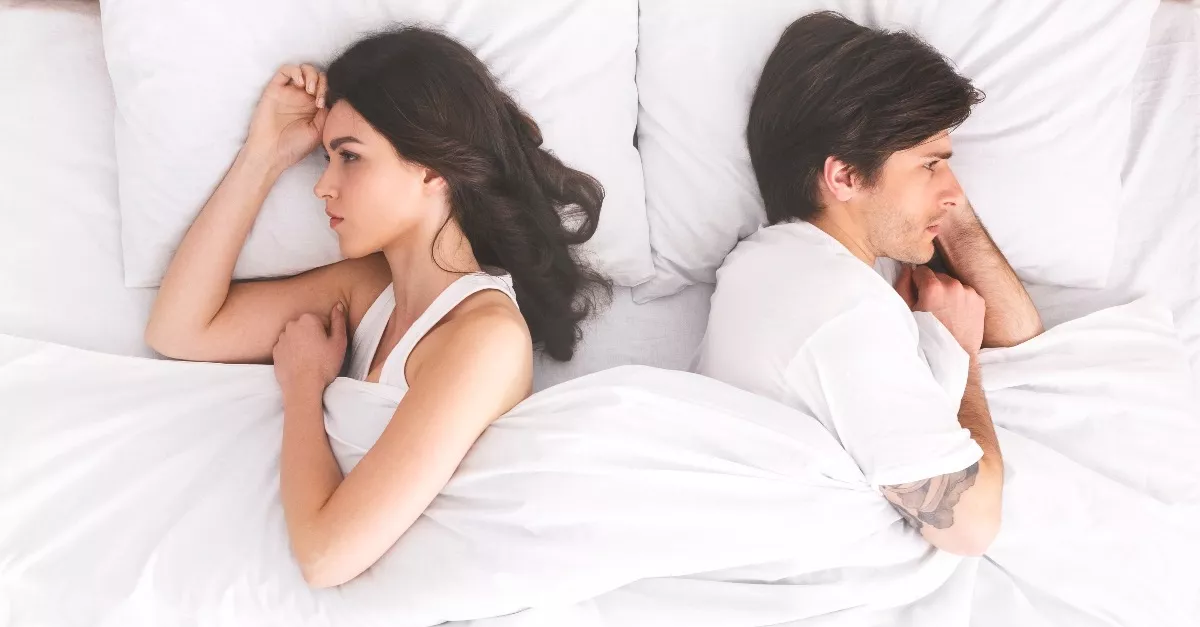 Ezért kellene minden párnak külön ágyban aludnia
