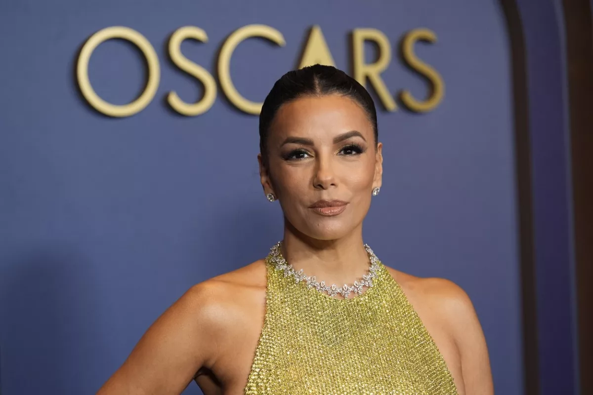 Bundesliga-frizurájával trendet teremt Eva Longoria - Fotók