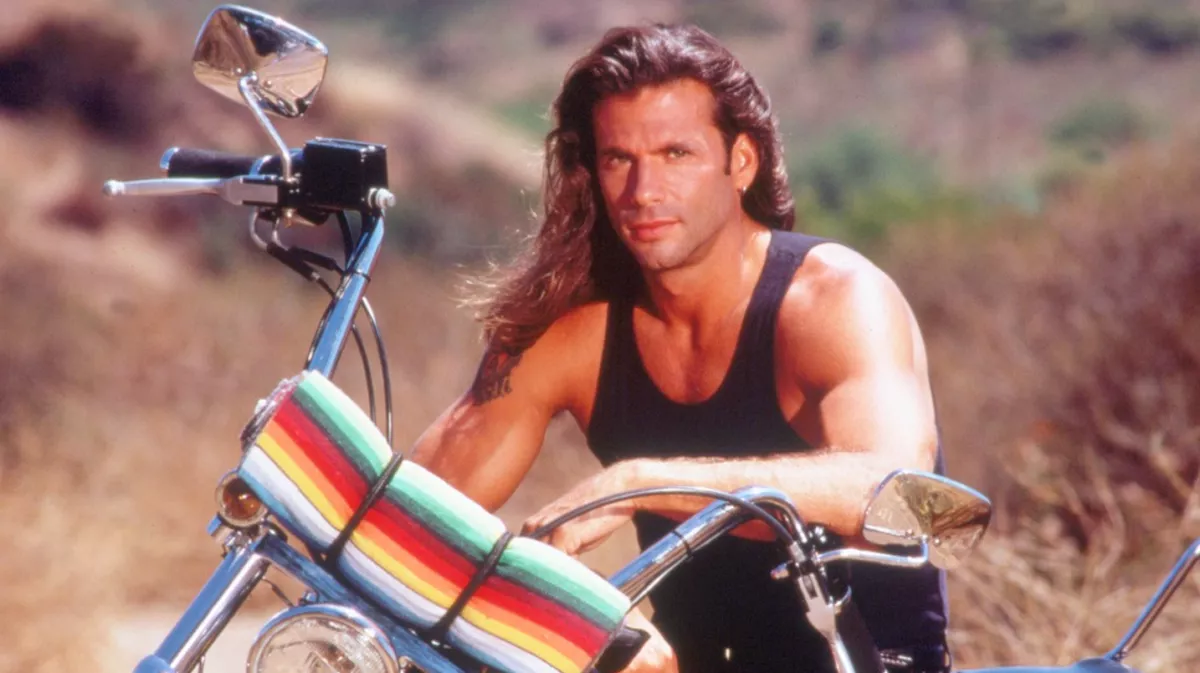 66 éves lett Lorenzo Lamas - Felismernéd még a megőszült szívtiprót? - Fotók