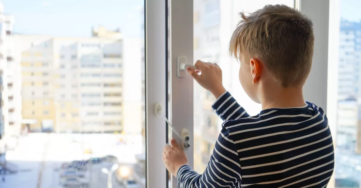 Áram és fűtés nélkül, egyedül élt egy 9 éves kisfiú - Hihetetlen, miért