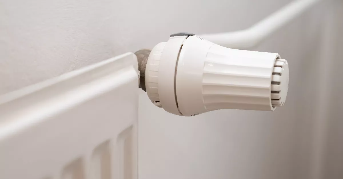 Nem a narancshéjról van szó: tedd ezt a filléres dolgot a radiátorra, és napokig illatos lesz az egész lakás