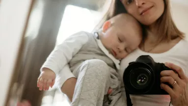 Ennyi pénzt kaphatna egy anya a házimunkáért a munkaerőpiacon