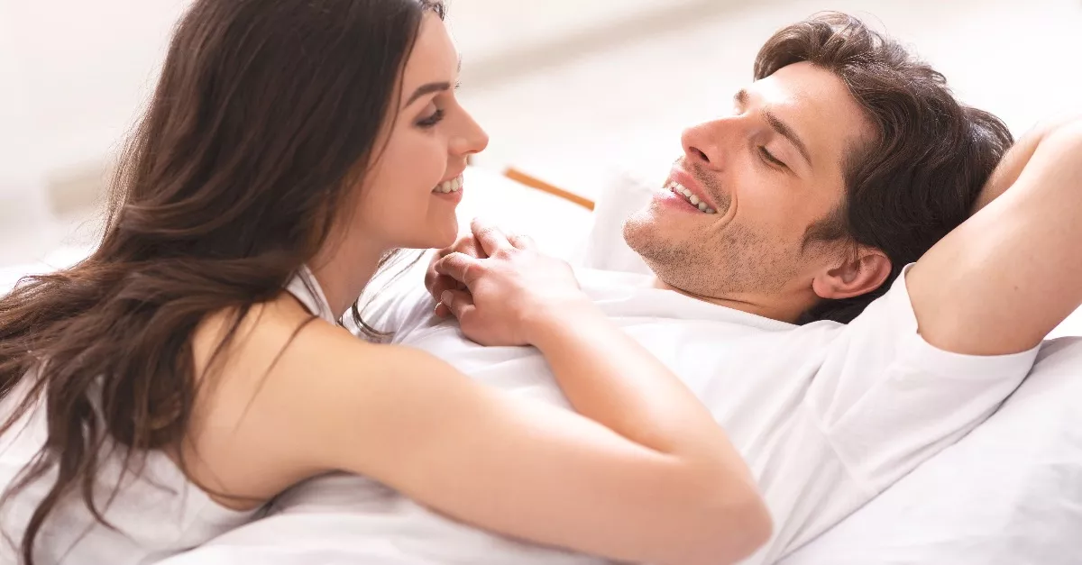 3 dolog, amit minden nap lefekvés előtt meg kell kérdezned a párodtól