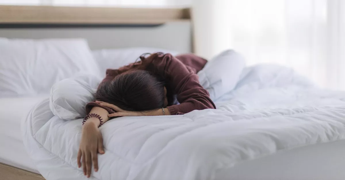 Ezért alszol rosszabbul decemberben – és 3 bevált praktika ellene