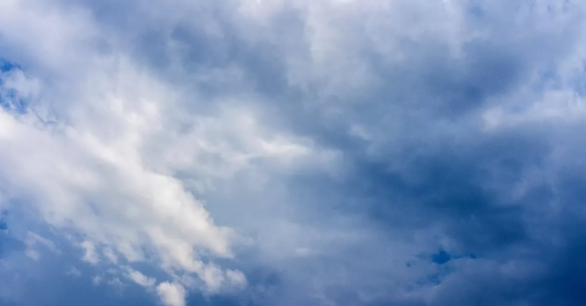 Frissítették a riasztást: erre az 5 vármegyére adták ki péntekre