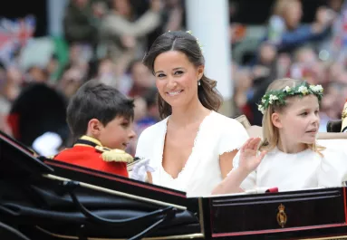 Emlékszel Pippára? Így néz ki Katalin hercegné húga bikiniben, háromgyermekes anyaként - Fotó