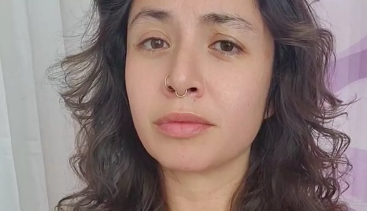 "Imádják a bozontjaimat" - Felhagyott a lány a szőrtelenítéssel, netes sztár lett - Videó