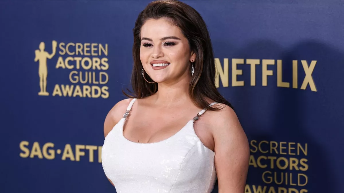 Selena Gomez kikerekedett - Íme a SAG Awards legmerészebb szettjei - Fotók