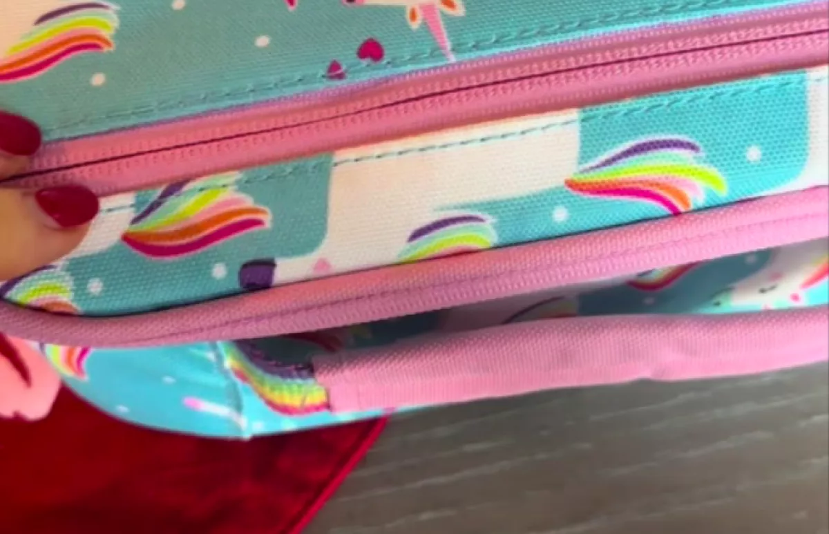 Amikor az anya meghallotta, amit a lánya az oviról mesélt, dühös üzenetet írt az óvónőnek - Videó