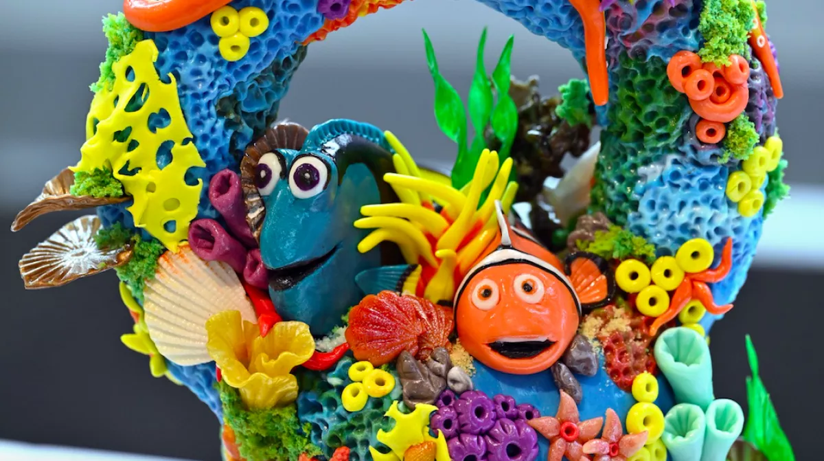 28 milliót keresett a közösségi oldalán árult tortáival a nő: de munkanélküli segélyt is felvett