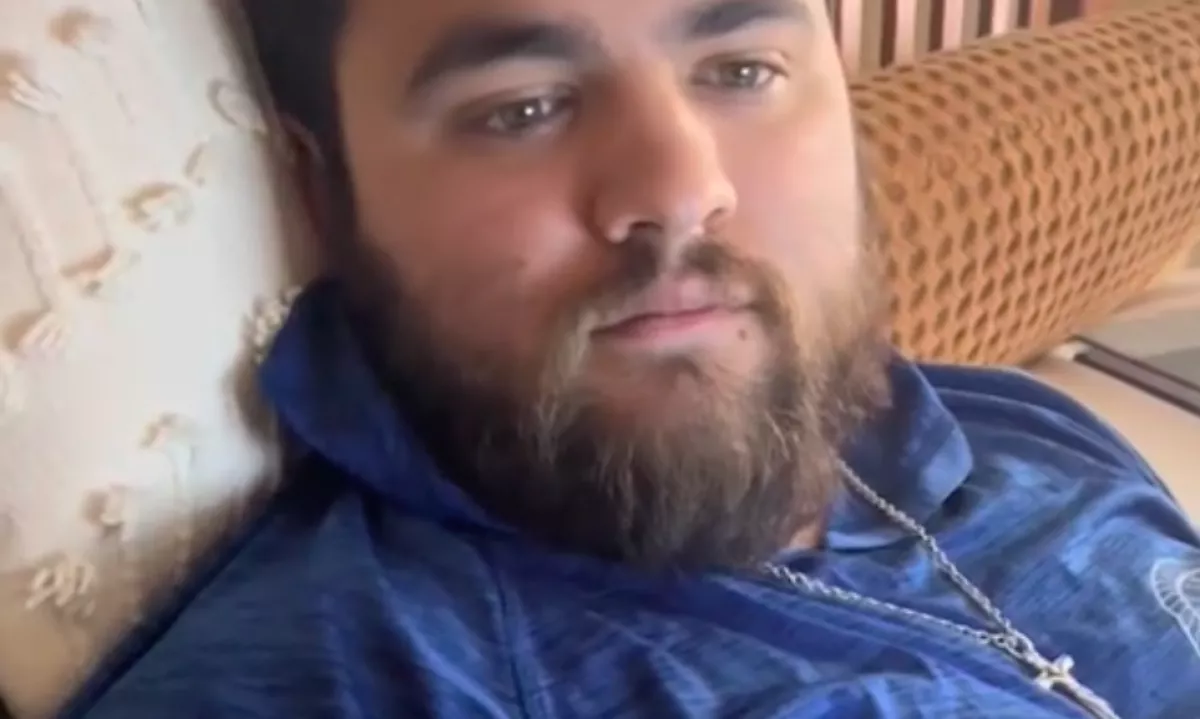 Ágyba vitte a srác kávéját a csaja: a fickó arca pár másodperccel később kővé vált - Videó