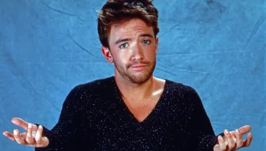 50 éves lett a Rém rendes család Bud Bundyja: paranoiával küzd - Fotók