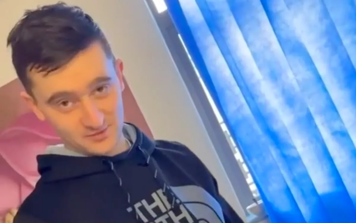 Megdöbbentő felfedezést tett az apa a gyermeke születése után - Videó