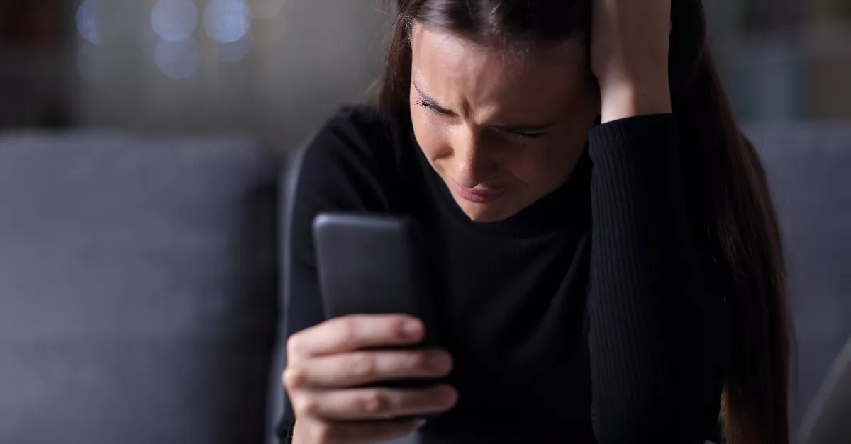 Nárcisztikus zaklat üzenetekben? Íme a 3 tuti tipp, hogy megszabadulj  tőle