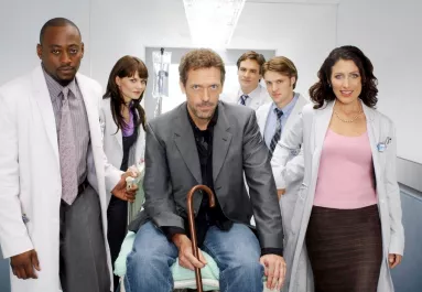 20 évvel a premier után: így néznek ki a Dr. House sztárjai ma - Fotók