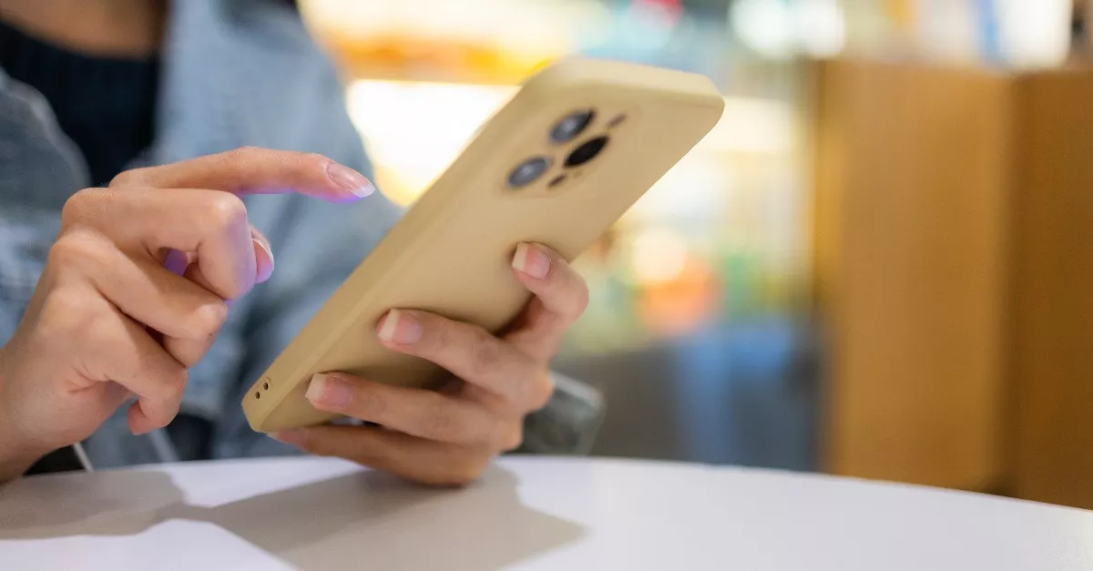 A szakítása után megrendelte a kedvenc ételét a nő: majd váratlan dolog történt - Videó