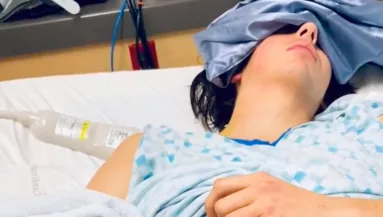 Amputálták a srác karjait: rémálom, mit csinált a levágott kezével - Fotók