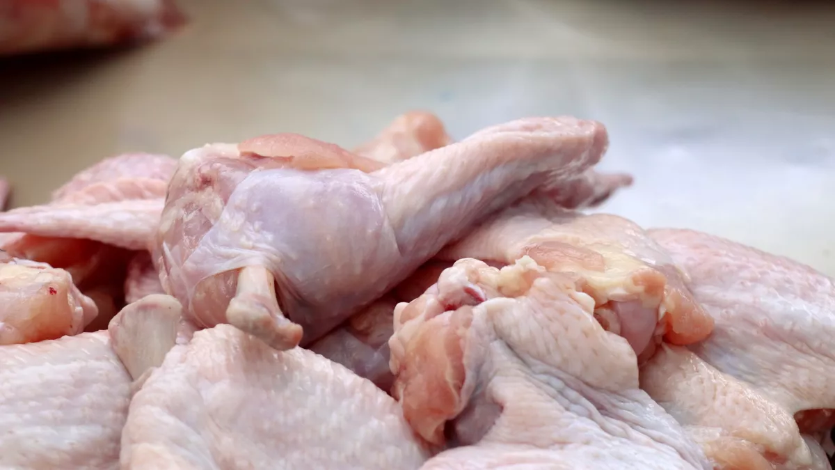 Ne vedd meg őket! Ezek a csirkehúsok veszélyesek a magyar boltokban