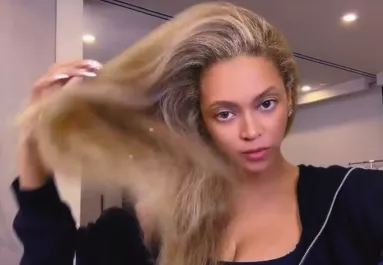 Bea kisfia kijelentette, hogy Beyoncé a "barátnője": ami ezután történt, megolvasztja a szíveket - Videó