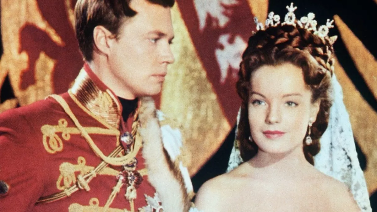 Tippek a 19. századból: íme Sissi császárné 5 szépségápolási rutinjai - Fotók