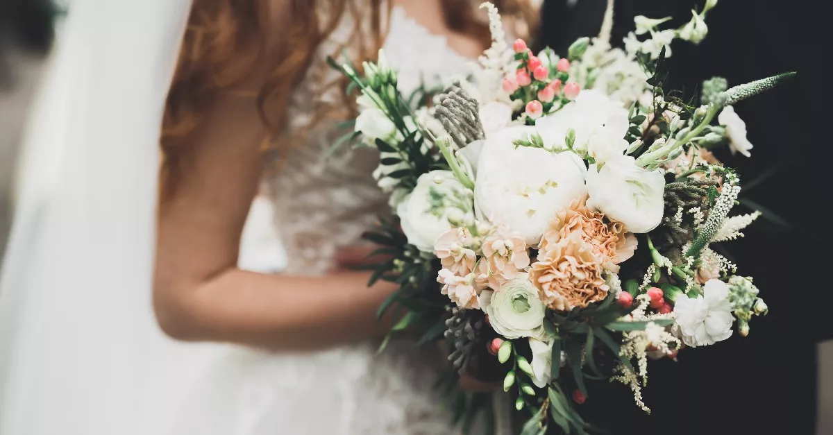 Horroresküvő? Őrült szabályokat tett közzé az ifjú pár az esküvőre: megőrül a net