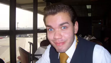 Darabjaira hullik lassan a Barbievá operált egykori Ken baba - Fotók