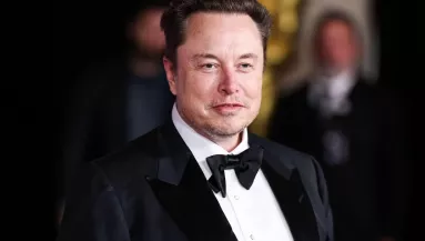 Elon Musk vs tini: 720 millióra perel a Tesla egy 14 éves srácot