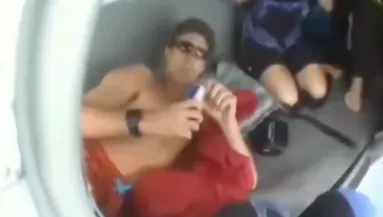 Videó rögzítette: ernyő nélkül vetette a mélybe magát egy férfi egy repülőről - Videó