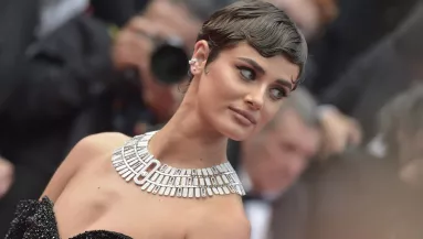 Cannes 2024: Bíró Ica kedvenc színkombinációjában gálázott Jane Fonda - Fotók