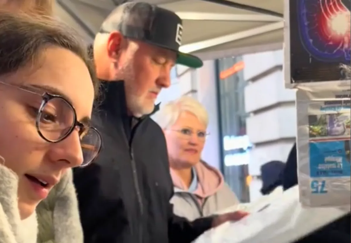 Kézbesíthetetlen csomagokat vett a család: amikor meglátták, mi van benne, kitört belőlük a nevetés - Videó