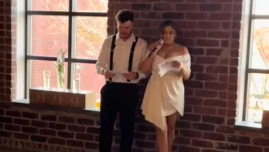 Eljegyzési partit szervezett a pár: amit ott tettek, az az egész világot lenyűgözi - Videó