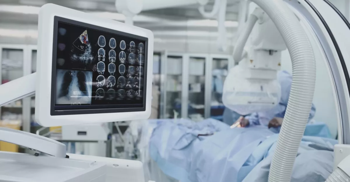 Bizsergett az orra a nőnek a nyaralás után: amit benne találtak, sokkolja a világot - Fotó