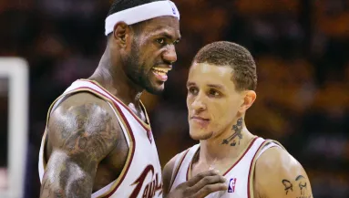 Őrizetbe vették az egykor milliárdos sportcsillagot: hajléktalan lett, eszméletlenül találtak rá - Fotó