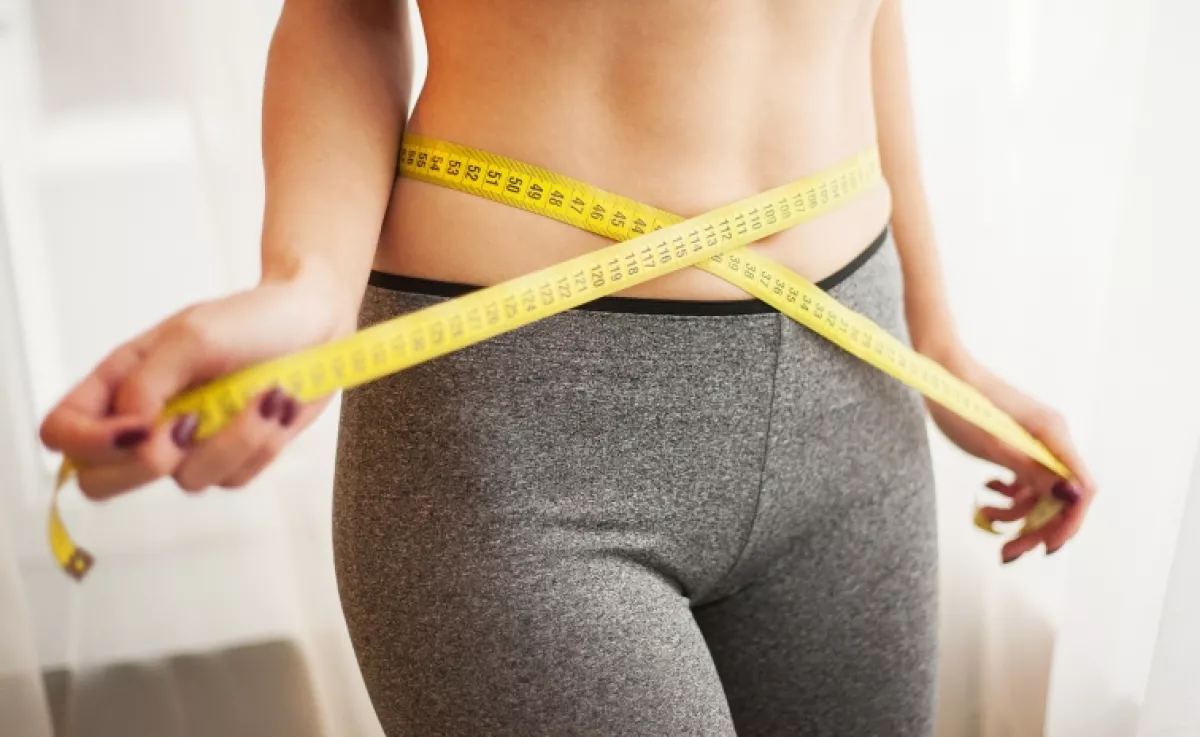 Minden hasi zsírpárna eltűnik rólad, ha így iszod a vizet: akár 8 kilót is fogyhatsz ezzel a trükkel