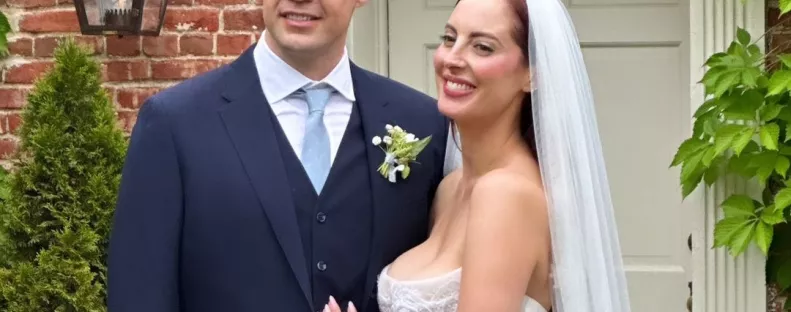 Férjhez ment a sztárpár lánya, de mindenki csak a dekoltázsáról beszél - Fotók