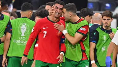 Ez a valós ok: ezért sírt Ronaldo a kihagyott 11-es után - Videó