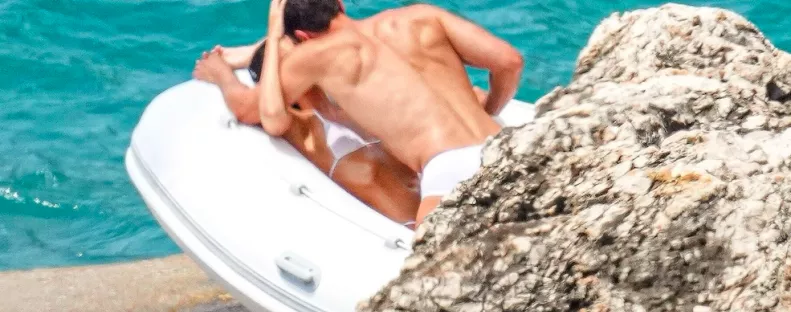 Nem lesz ebből baj? - Idegen férfit csókol Leonardo DiCaprio párja - Fotók