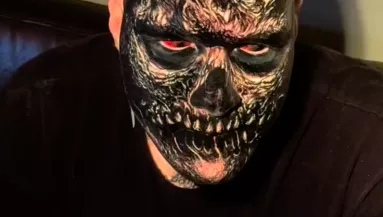 Egy tetovált szörny lett a jóképű srácból: így nézett ki előtte - Fotók